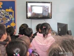 有什么適合下飯的電視劇或綜藝？